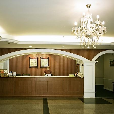 Oak Hotel Chongqing Shangqingsi Branch Exterior photo